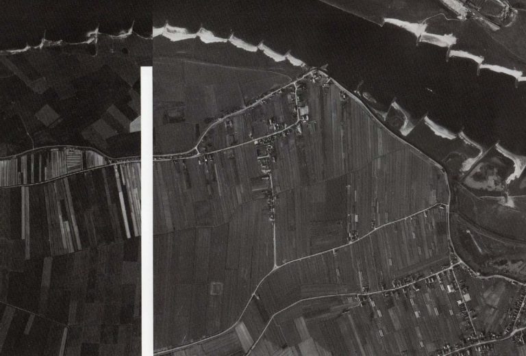 Luchtfoto Nieuwaal 1960